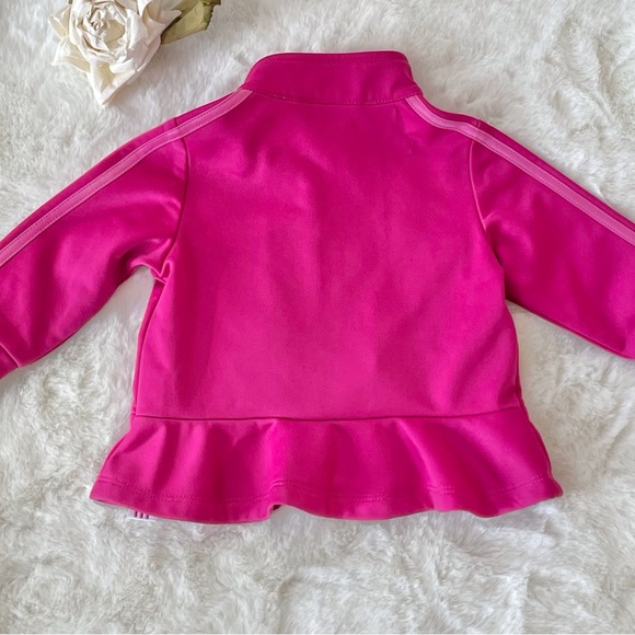 Like New ADIDAS TODDLER ZIPPED JACKET. SUPE CUTE. SOFT & Comfortable material 3T - Picture 3 of 5